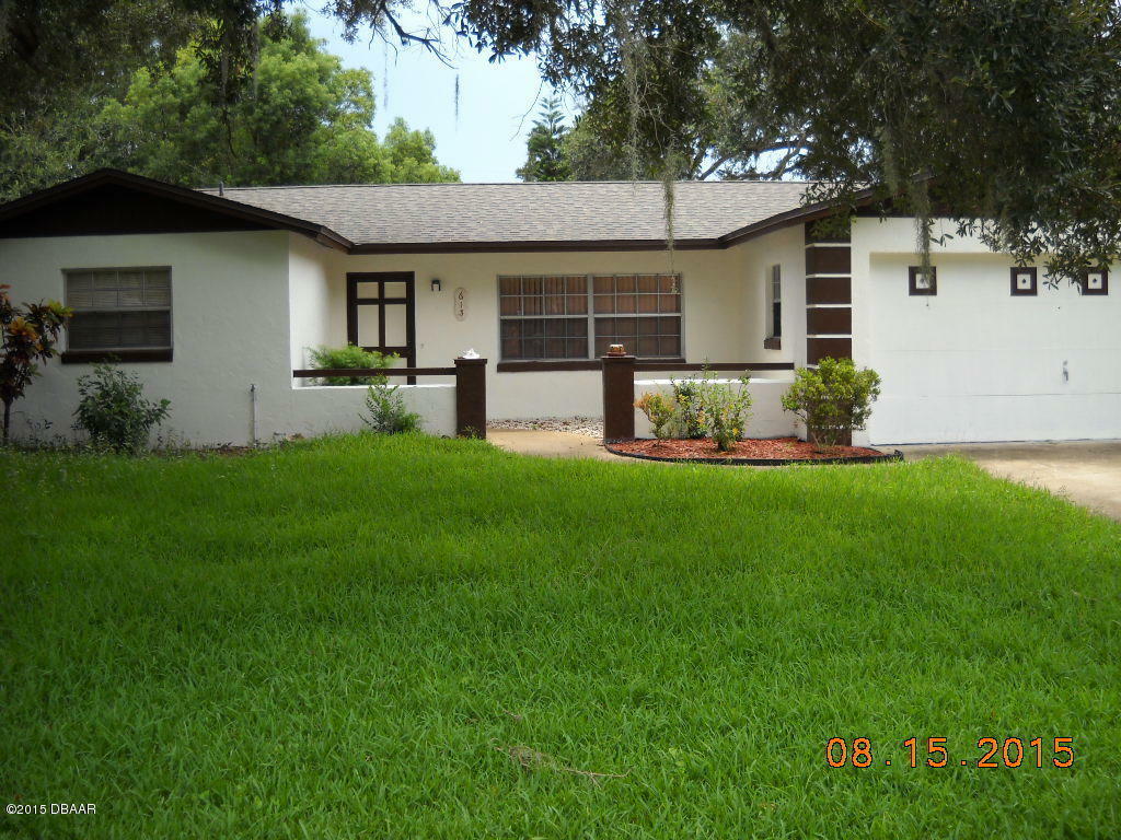 Property Photo: 613 10th Street FL 32117