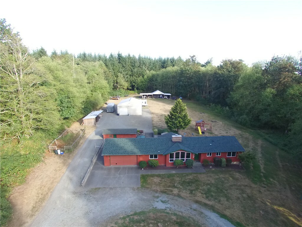 Property Photo: 9309 Mero Rd WA 98290