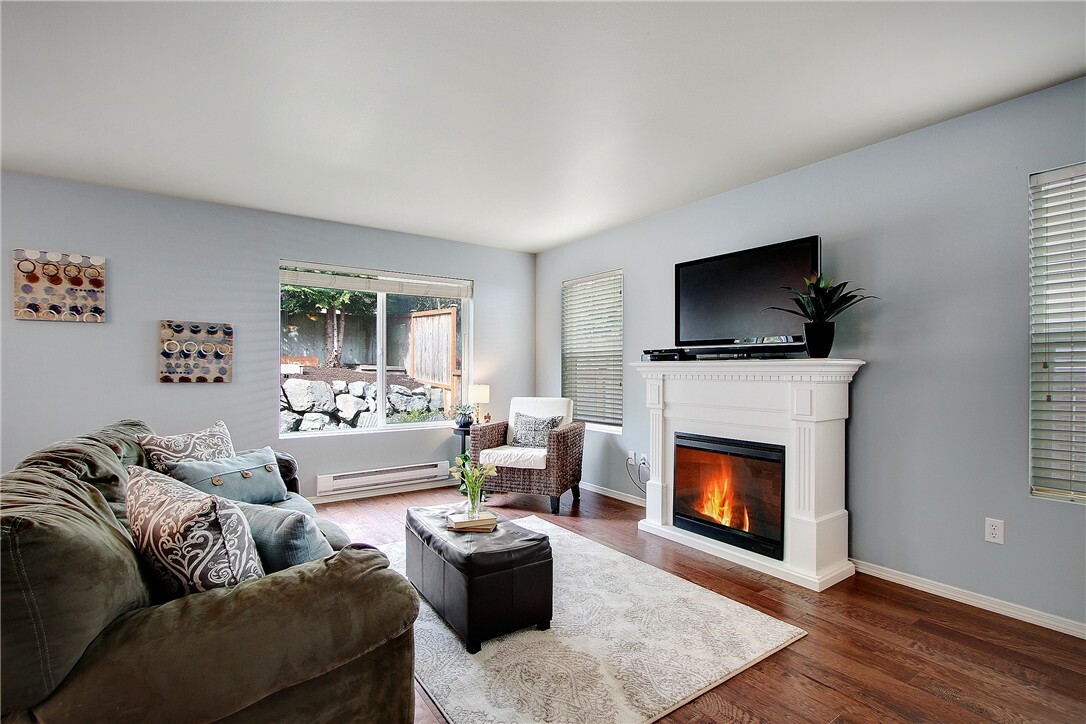Property Photo: 10323 24th St SE WA 98258