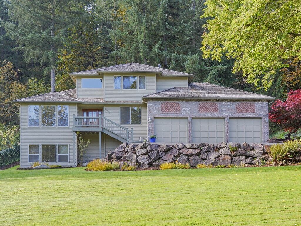 Property Photo:  20911 SE 138th Place  WA 98027 