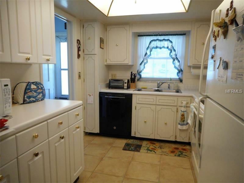 Property Photo:  1682 S Lake Avenue 6  FL 33756 