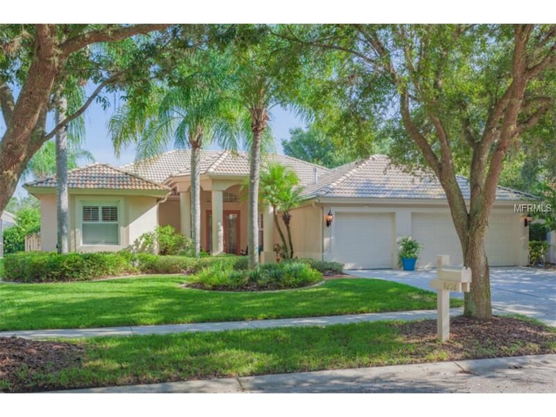 Property Photo:  9208 Meadow Lane Court  FL 33647 