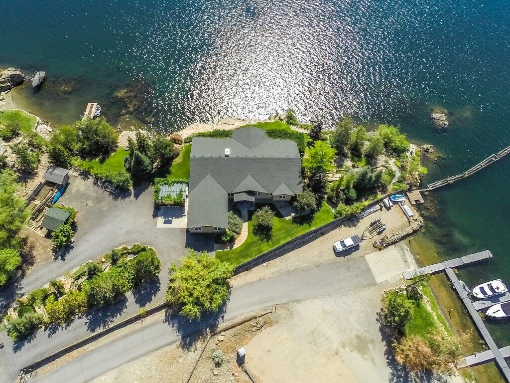 Property Photo:  7405 State Hwy 97 A  WA 98801 