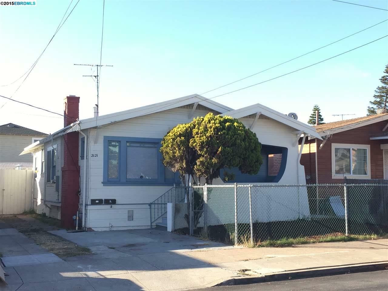 Property Photo:  2121 65th Ave  CA 94621 