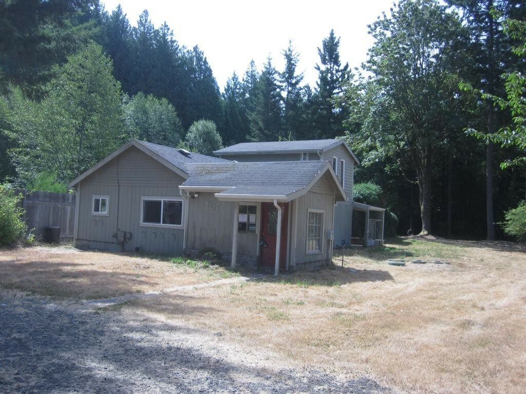 Property Photo:  1211 NE McWilliams Rd  WA 98311 