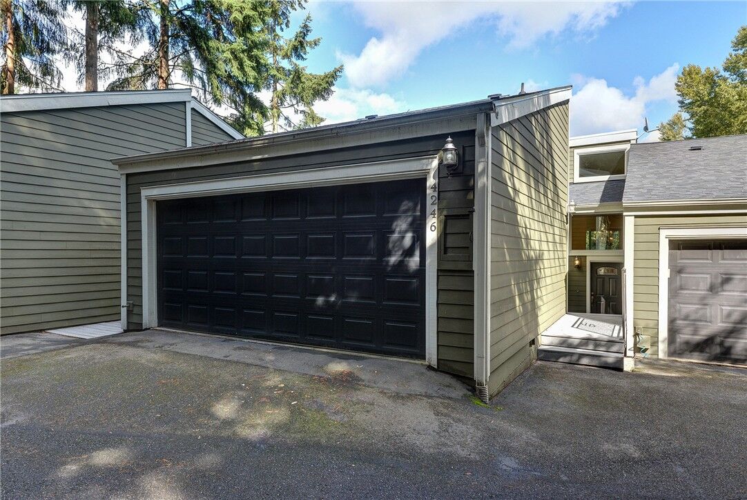 Property Photo: 4246 155th Place SE 2-2 WA 98006