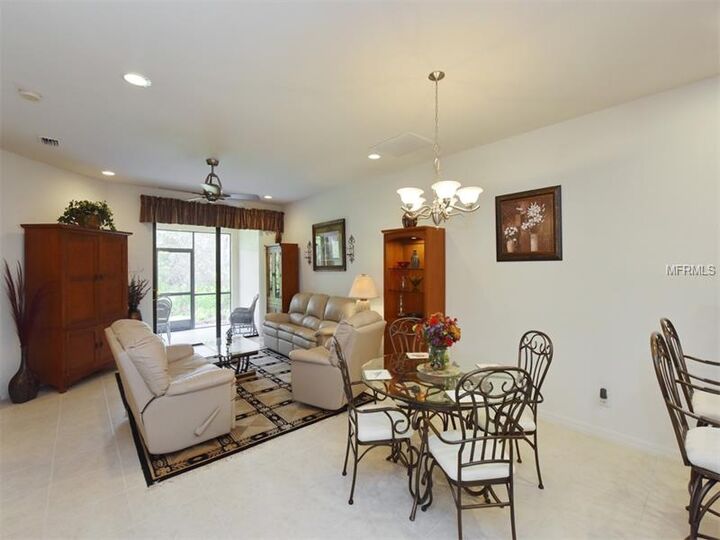 Property Photo: 1817 Batello Drive FL 34292