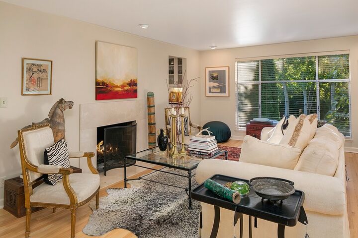 Property Photo:  5237 55th Ave NE  WA 98105 