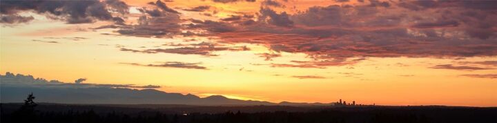 Property Photo:  16717 168th Terr SE  WA 98058 