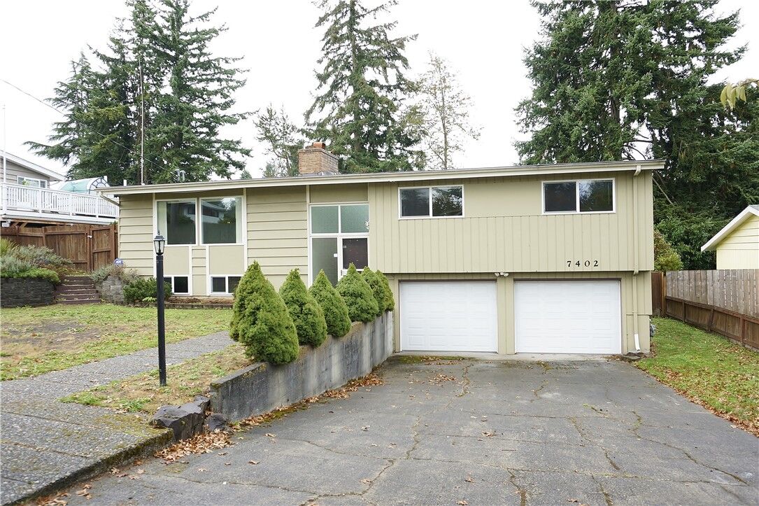 Property Photo:  7402 22nd St W  WA 98466 