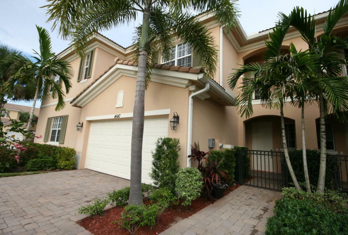 Property Photo:  4647 Cadiz Circle  FL 33418 