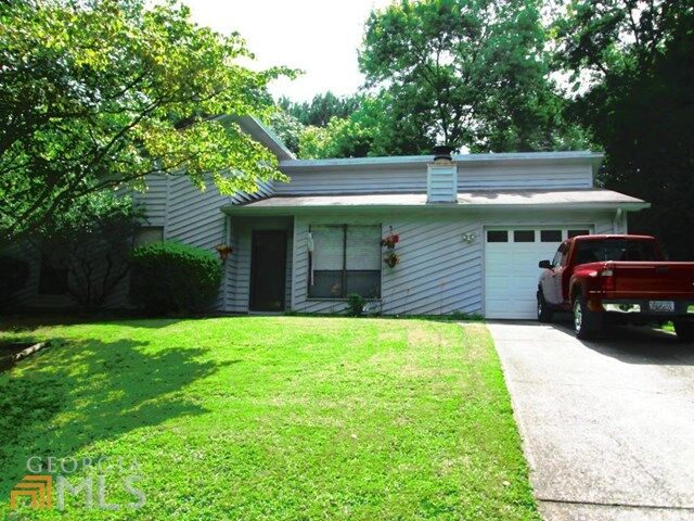 Property Photo: 484 Harvard Drive GA 30047