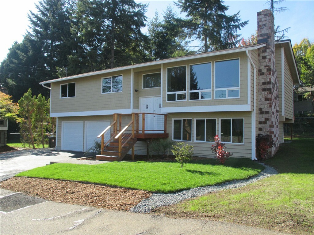 Property Photo: 19417 58th Ave NE WA 98028