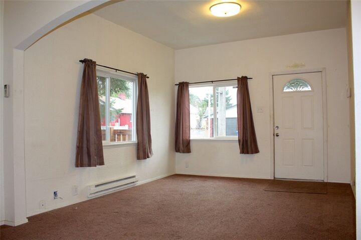 Property Photo:  3209 S 59th St  WA 98409 