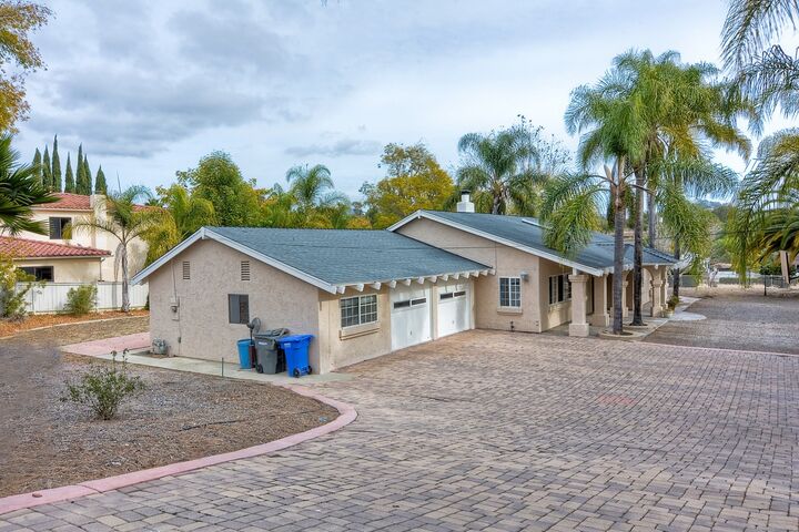 Property Photo:  2510 Lone Jack  CA 92024 