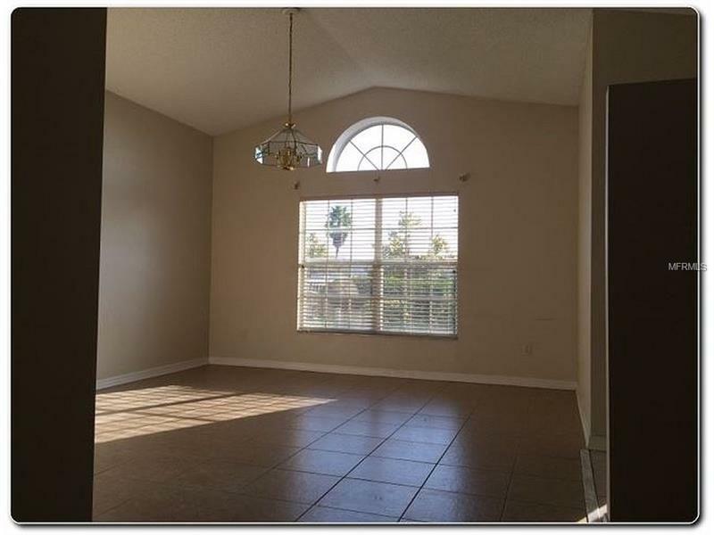 Property Photo:  10504 Caspar Court  FL 32817 