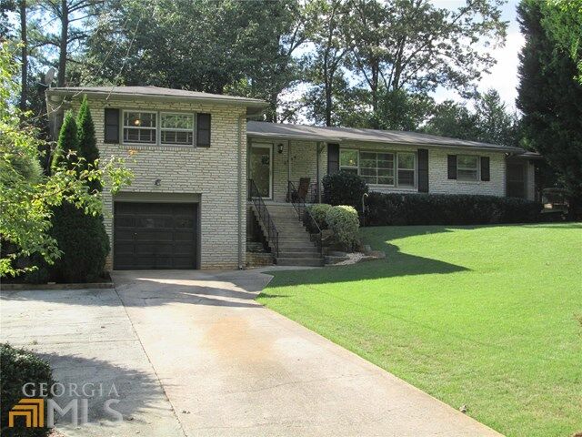 Property Photo: 3844 Longview Dr GA 30341