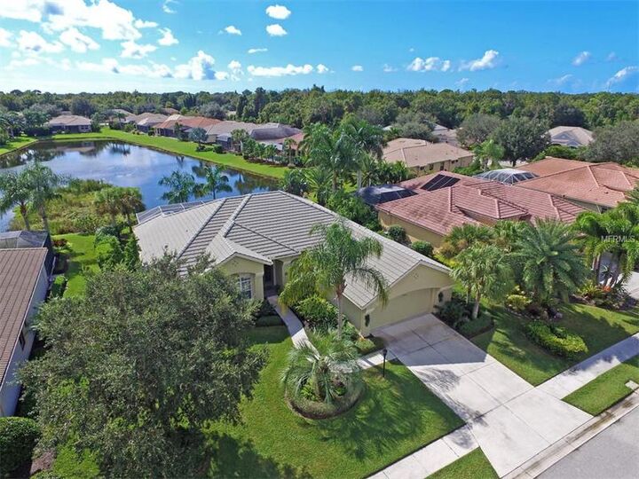 7056 Treymore Court  Sarasota FL 34243 photo