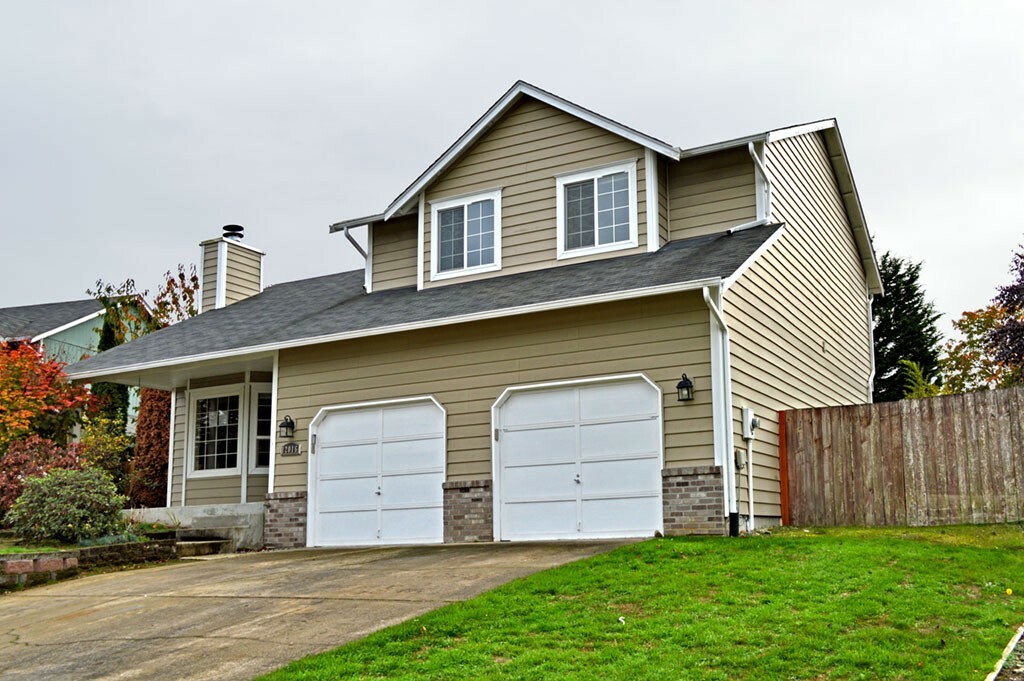 Property Photo:  12016 142nd St Ct E  WA 98374 