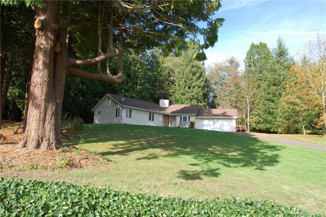 Property Photo: 8025 78th St SE WA 98290