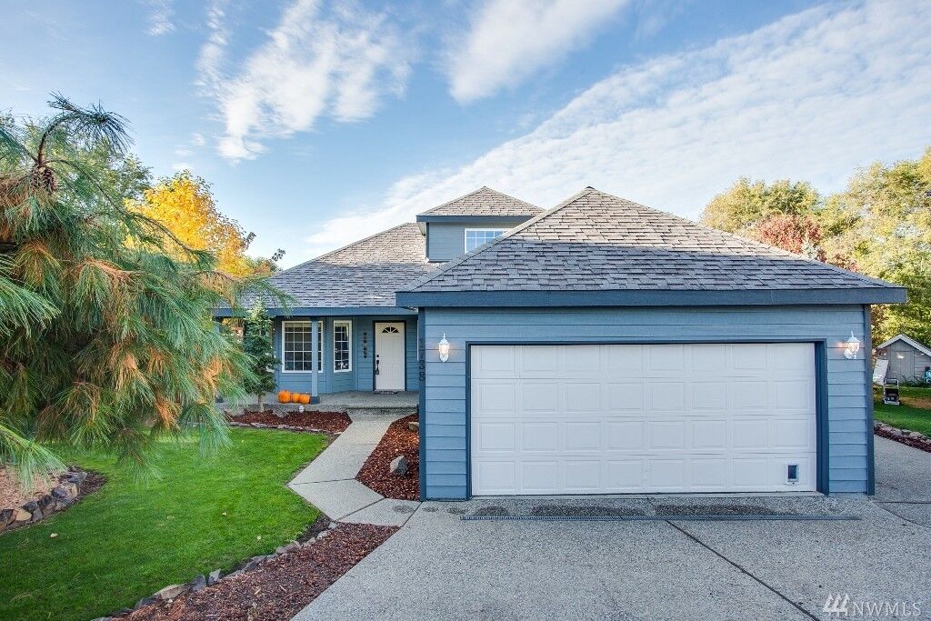 Property Photo:  1738 Manhattan Dr  WA 98802