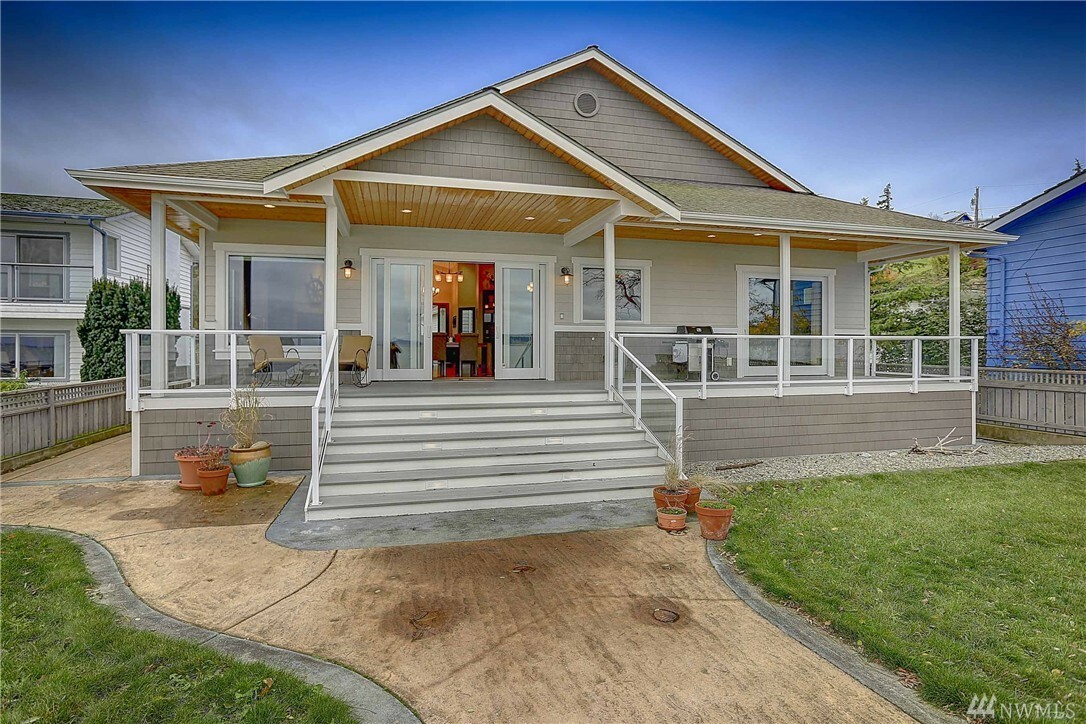 Property Photo:  350 Shore Dr  WA 98282 