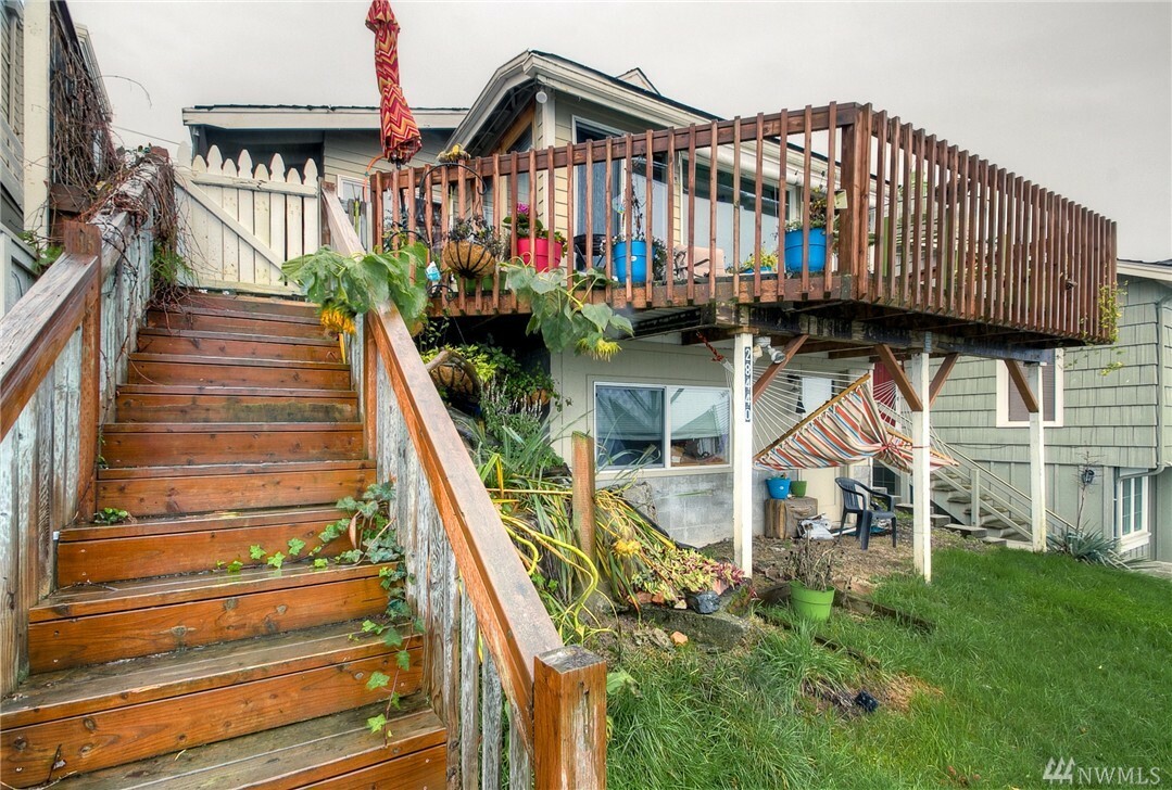 Property Photo: 28440 Redondo Beach Drive S WA 98198