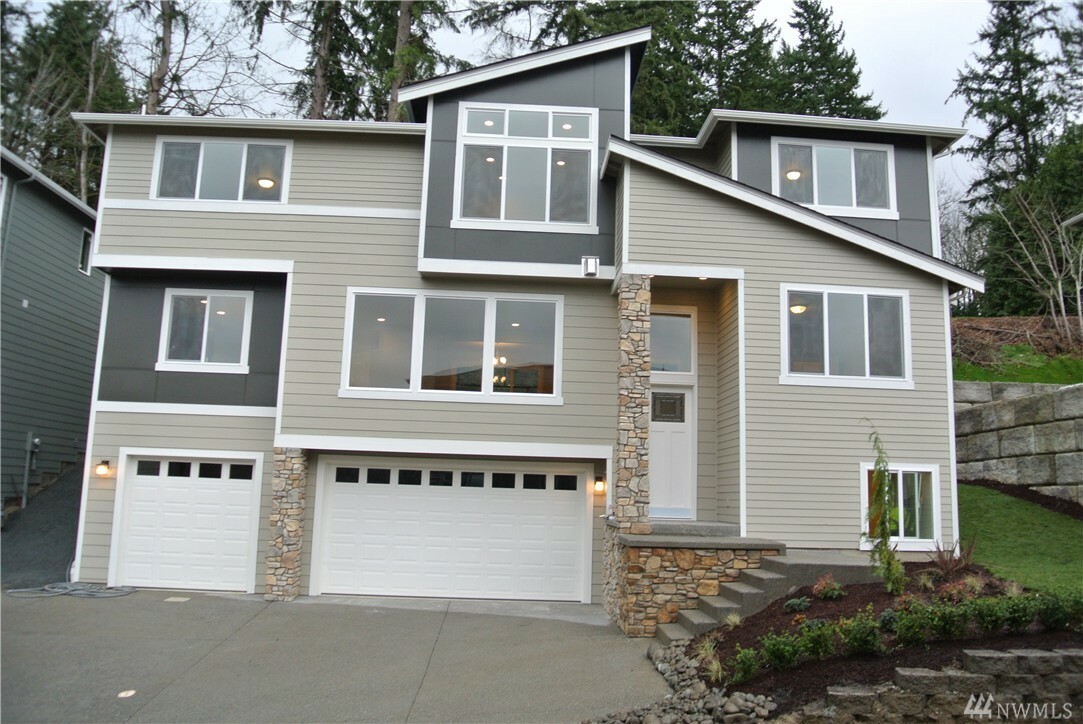 Property Photo: 19012 82nd Ave NE WA 98028