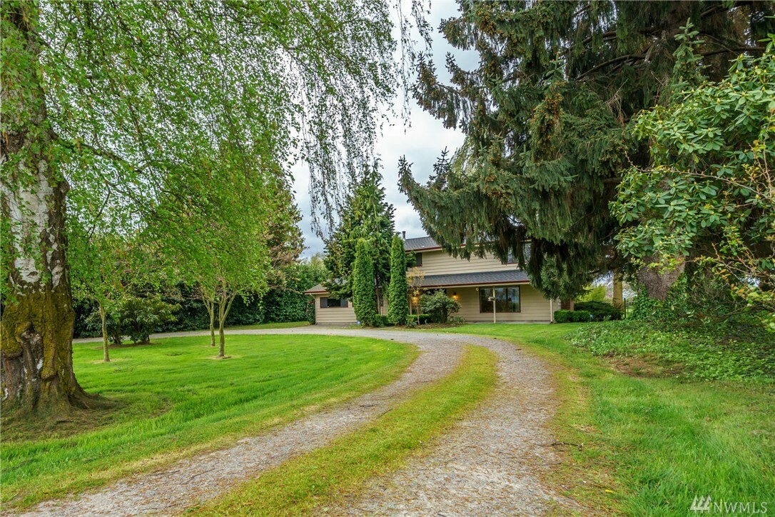 Property Photo:  15264 Barrett Rd  WA 98273 