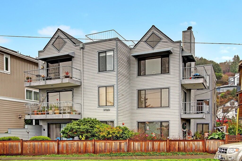 Property Photo: 3722 Beach Drive SW 301 WA 98116