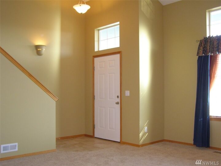 Property Photo: 1429 NW Camellia Loop WA 98277