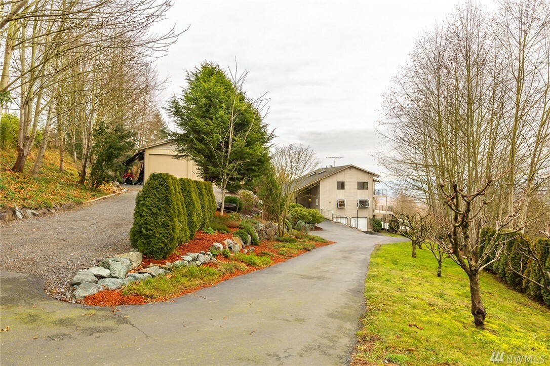 Property Photo: 13208 92nd St SE WA 98290