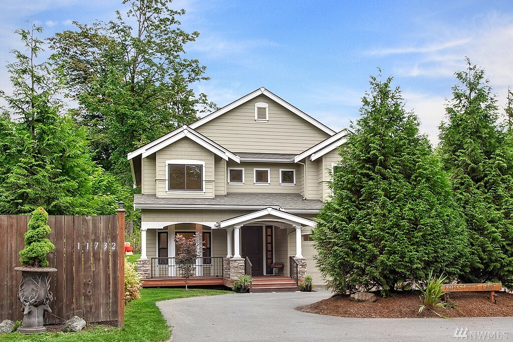 Property Photo:  11732 W Lake Joy Dr NE  WA 98014 