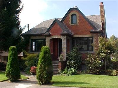 Property Photo:  3201 14th Ave S  WA 98144 