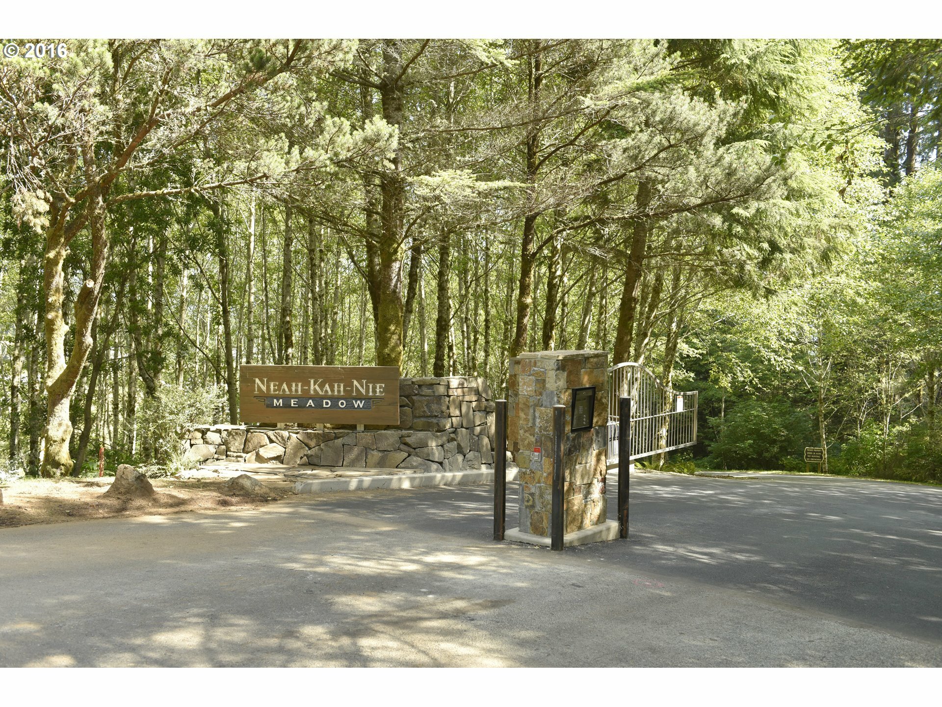 Property Photo: 14 Meadow Loop 14 OR 97130