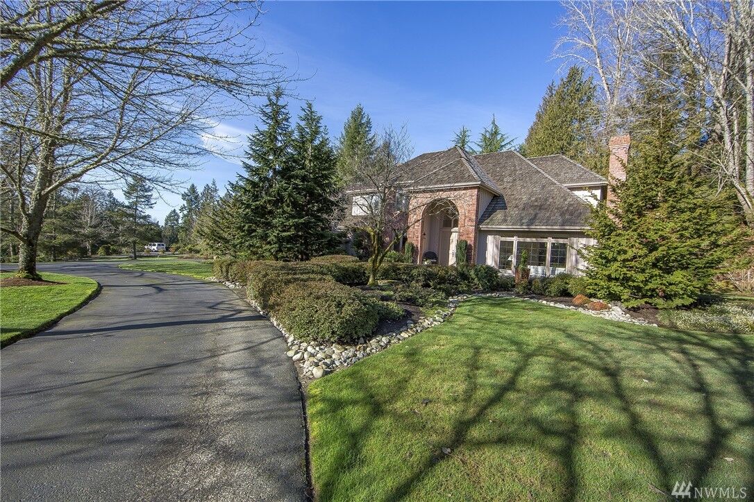 Property Photo:  21648 NE 67th St  WA 98053 