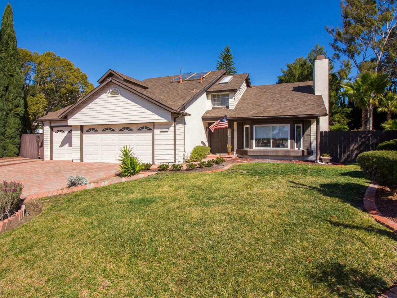 Property Photo:  5683 Paddock Rd  CA 92057 