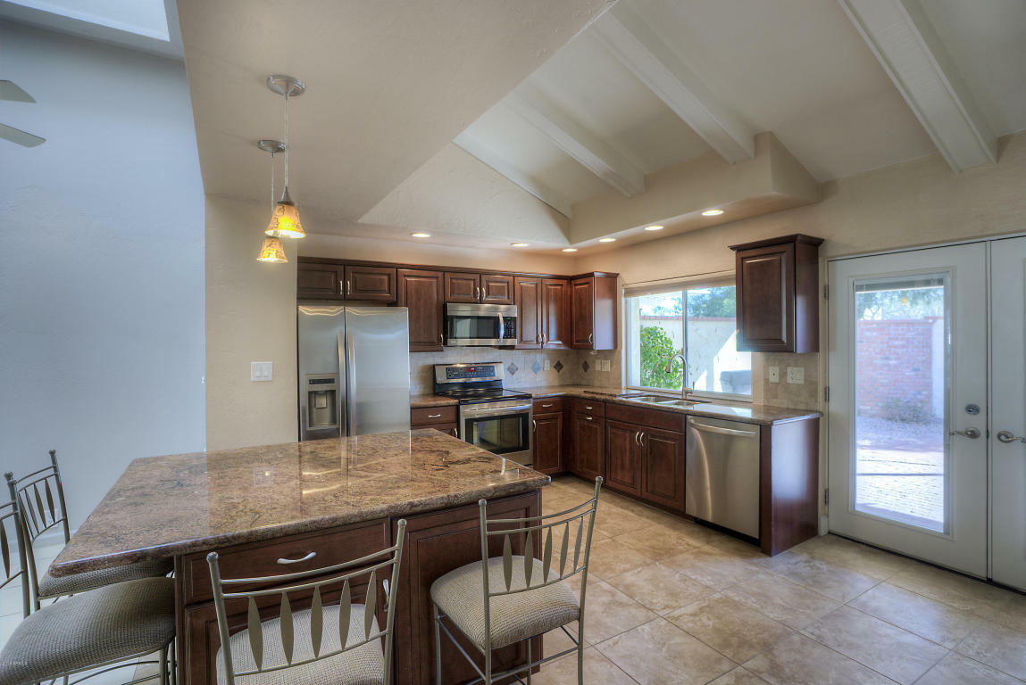 Property Photo: 7129 E Arlington Road AZ 85253