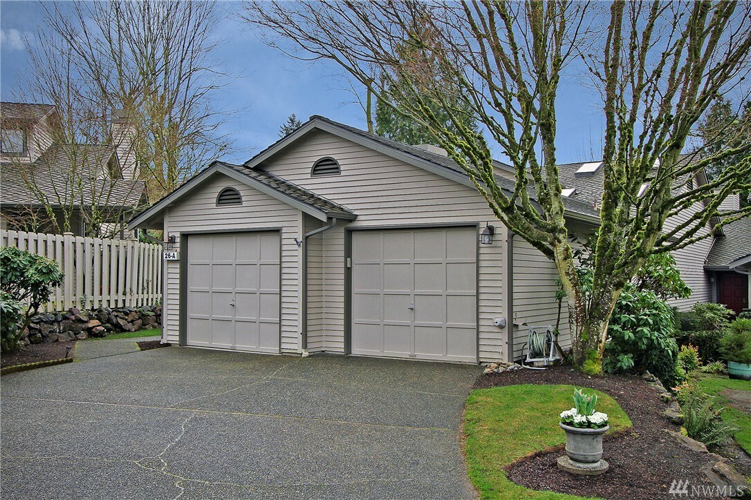 Property Photo:  1800 Mill Creek Rd 26A  WA 98012 