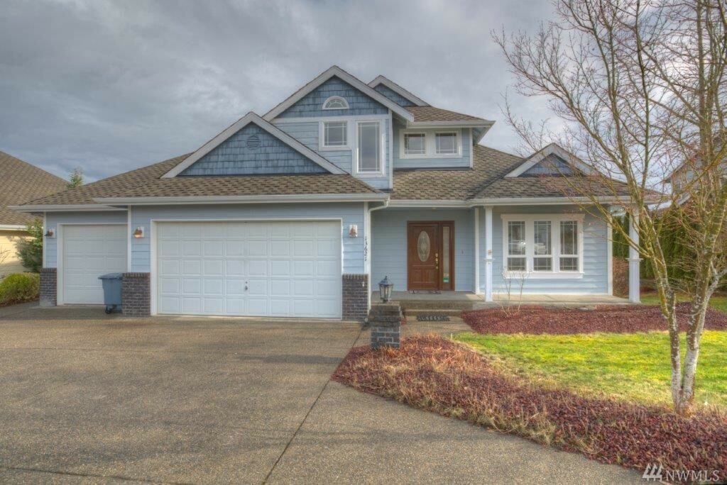 Property Photo:  13621 164th St Ct E  WA 98374 