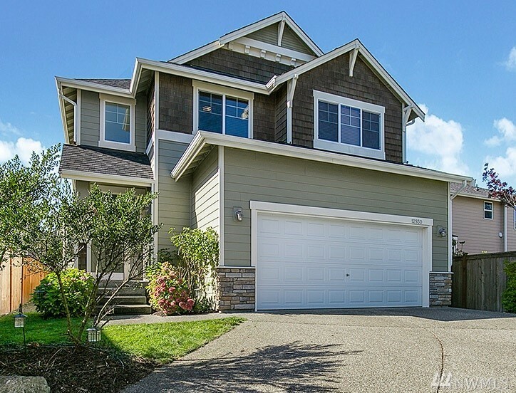 Property Photo:  12930 NE 198th Place  WA 98072 