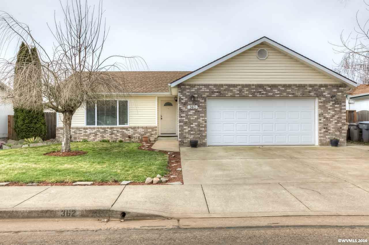 Property Photo: 362 Meadowlark Ct OR 97322