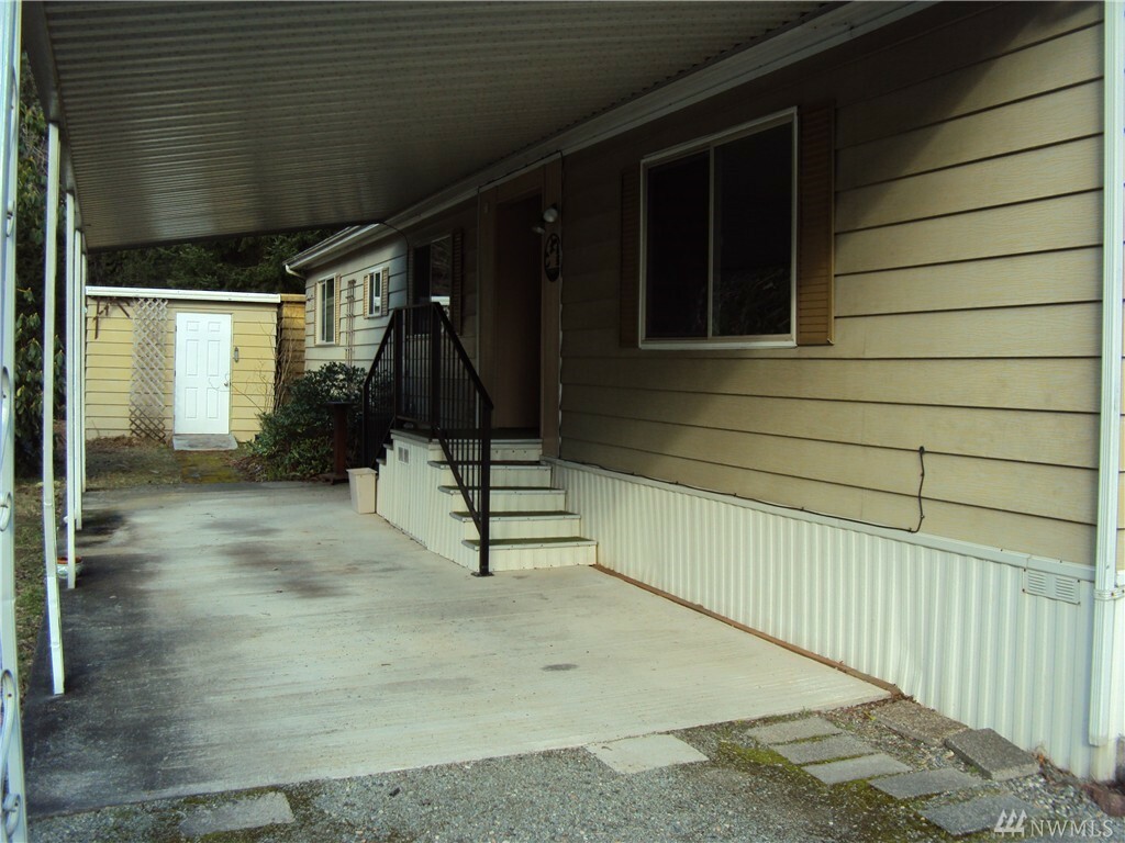 Property Photo:  2809 Lakewood Rd 17  WA 98223 