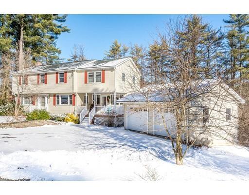 Property Photo: 40 Susan Dr MA 01876