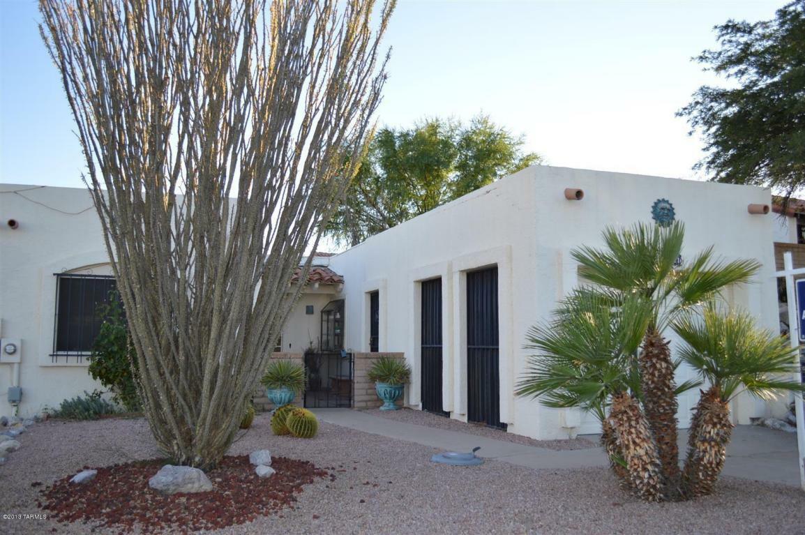 Property Photo:  1241 W Calle Ramiro  AZ 85622 