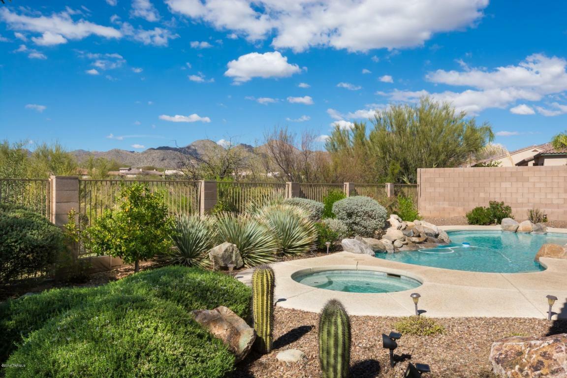 Property Photo: 12889 N High Hawk Drive AZ 85658