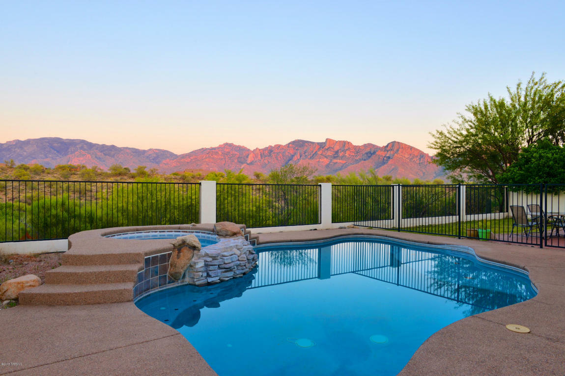 Property Photo: 11860 N Deerclover Lane AZ 85737