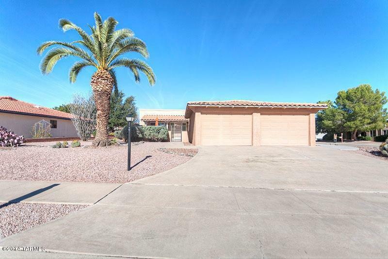 Property Photo:  1085 N Paseo Iris  AZ 85614 