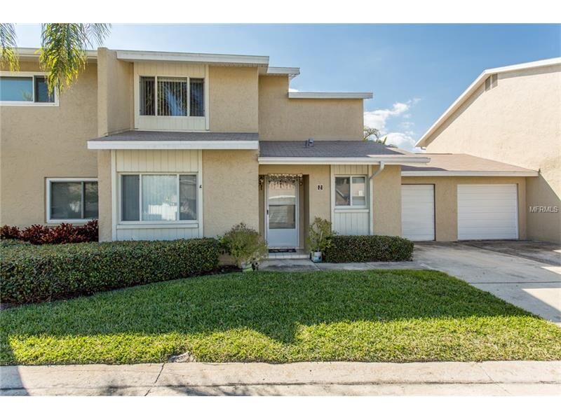 Property Photo: 6730 Cape Hatteras Way NE 65 FL 33702