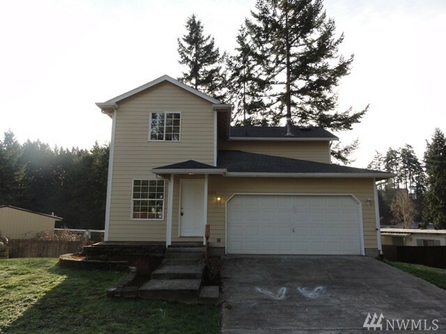 Property Photo:  12325 116th Avenue E  WA 98374 